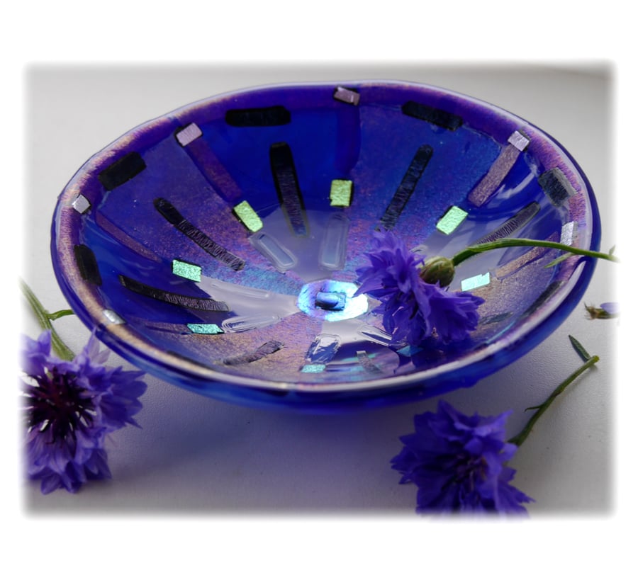 Fused Glass Bowl Round 13cm Blue Dichroic 032