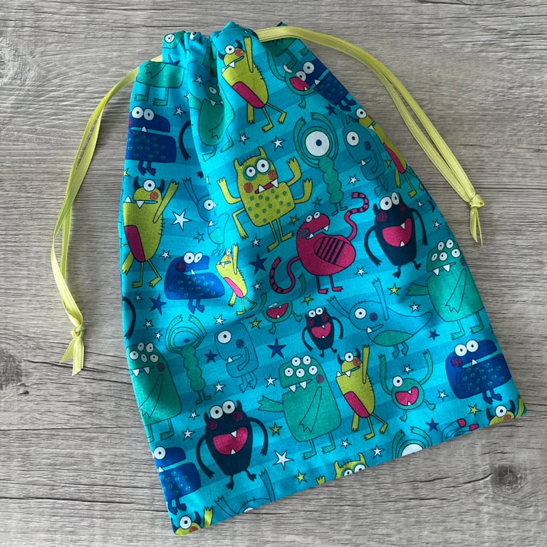  Cotton Alien Monster Themed Drawstring Gift Bag