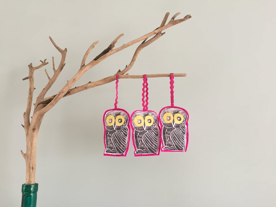 Pink Owl Decoration