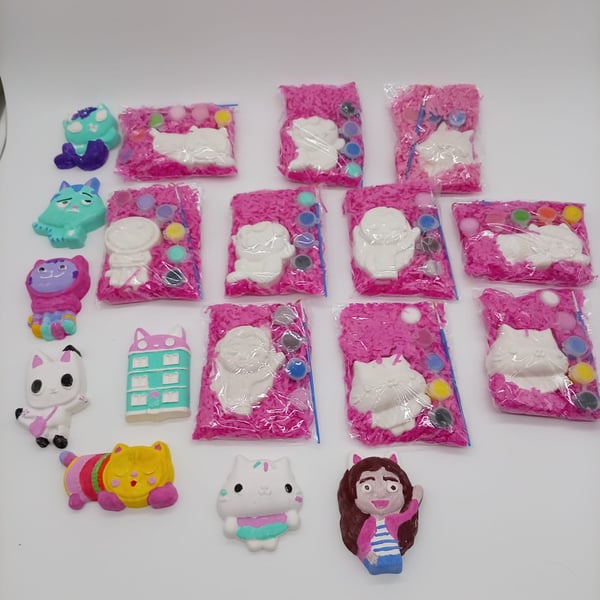 Brand New Set Of 10 Gabby’s Dollhouse Characters Perfect For Party Bags