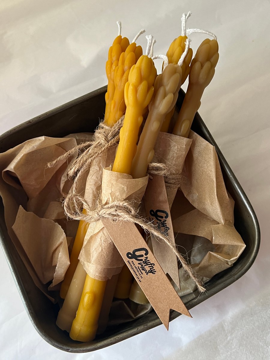 3x Piece Beeswax Farm Style Asparagus Candles