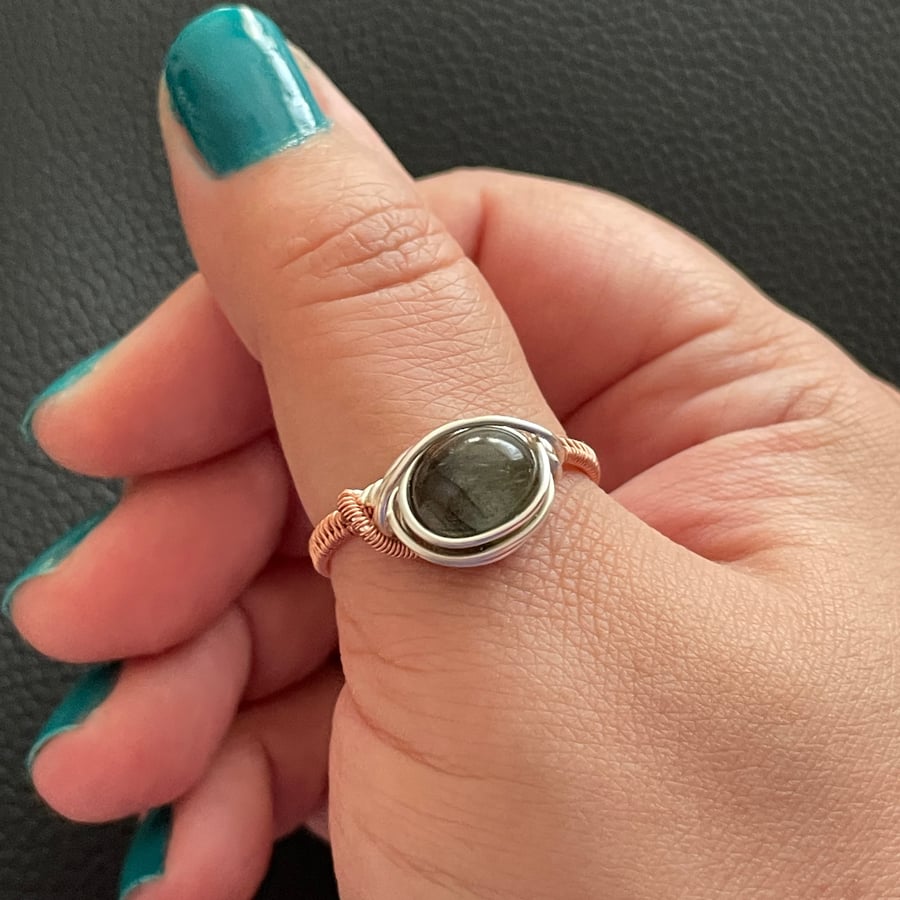 Beautiful Labradorite Gilt Copper Ring Size 12 (Y)