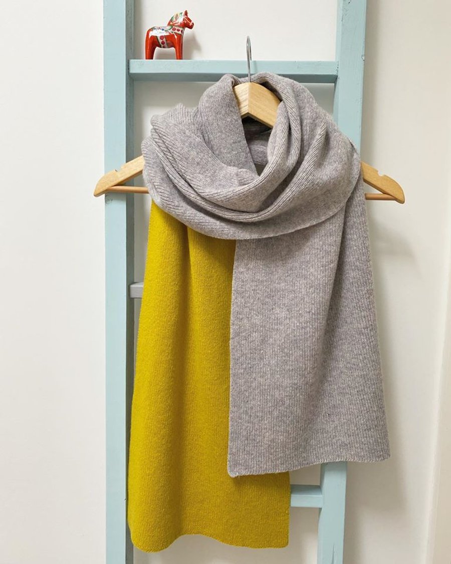 Colour Block Lambswool Scarf