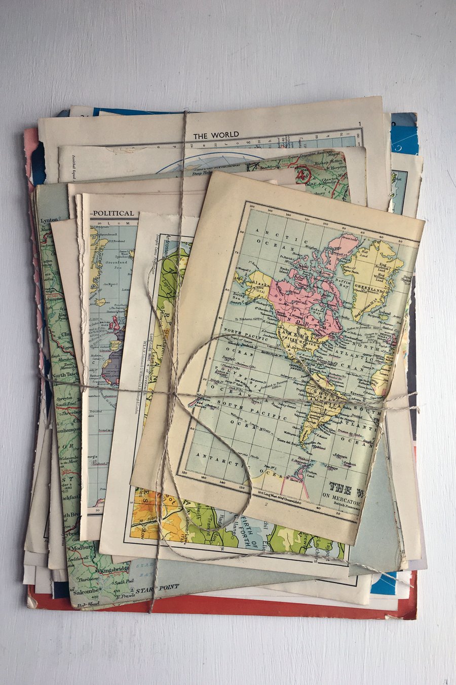 Vintage Map Paper Bundle x 25, Ephemera, Scrapbooking, Decoupage, Ephemera