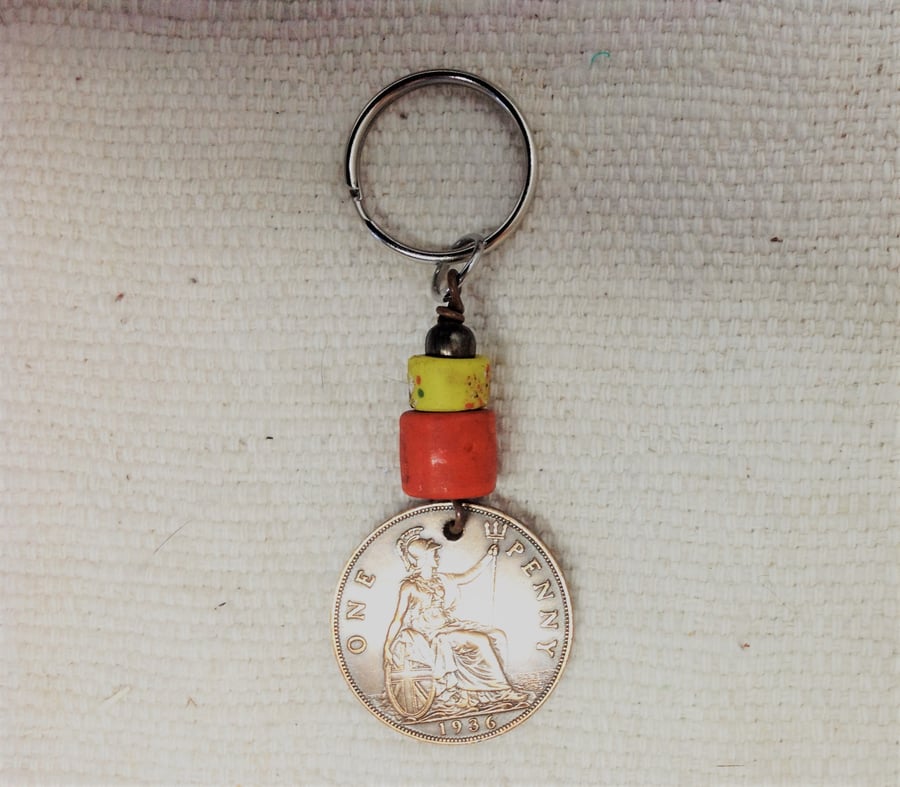 Key ring with 1936 old penny and beads