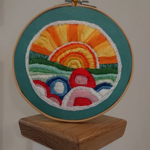 Retro sunrise embroidery hoop design, wall hanging 