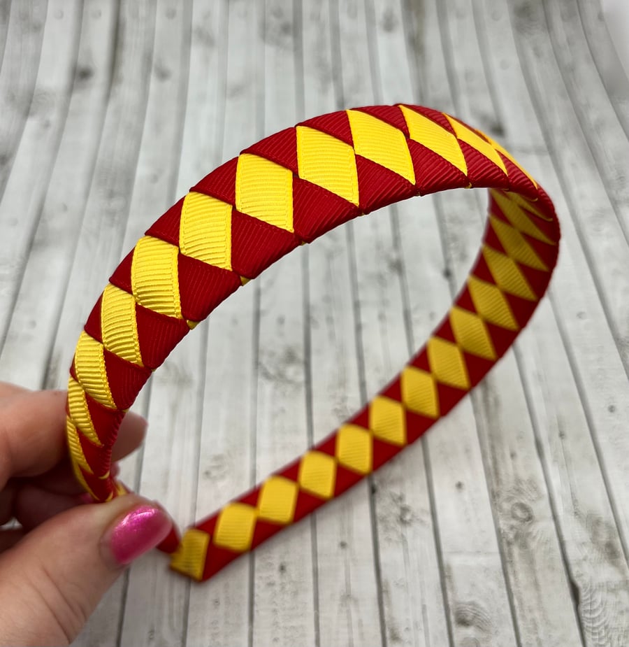 School Red and Yellow Gold Diamond Pleated Hairband