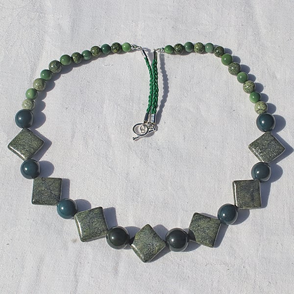 Serpentine-Green Necklace