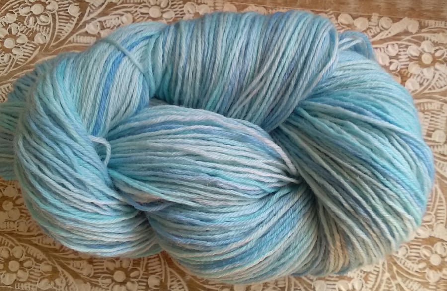 87g Hand-dyed 100% Wool  4ply Superwash Merino blend in Blues