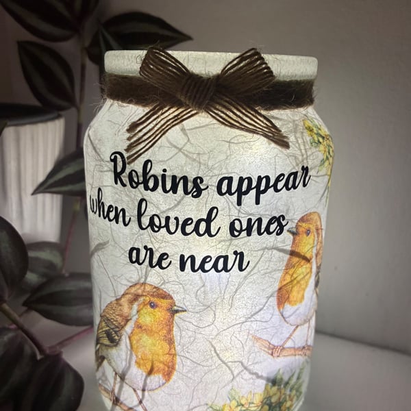 Beautiful Robin light jar, Robins appear when loved ones are near 