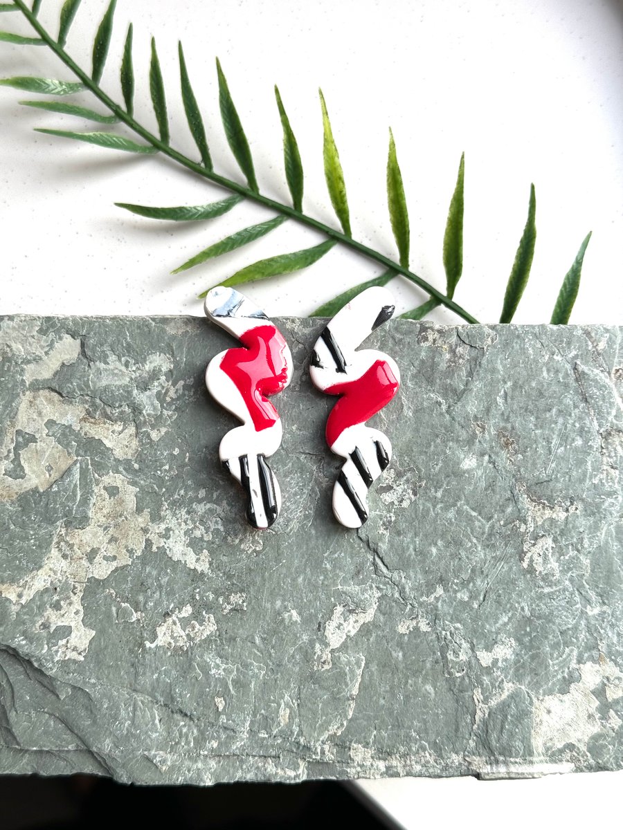 Squiggle Statement Stud Earrings 