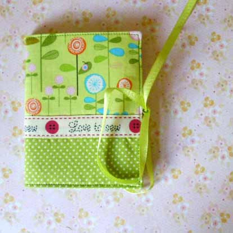 Needle case - Green with love to sew