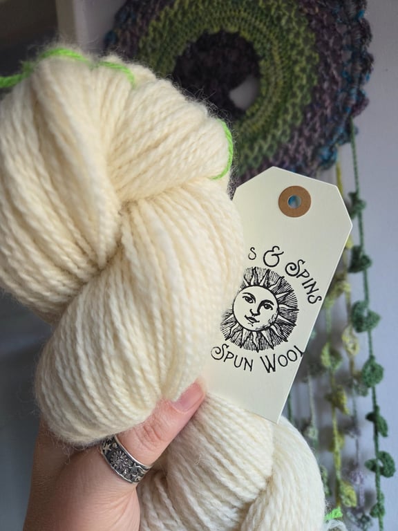 DK Romney 2 ply British Wool 
