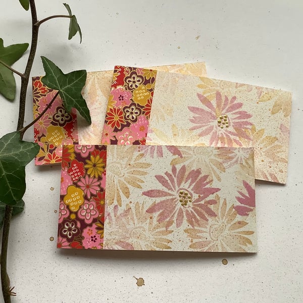 GIFT TAGS, . ( set of 3 )  ' Bloom '. Flowers. Spring. .