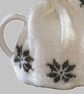 VINTAGE KNITTING PATTERN Snowflake Tea Cosy Set - Image 3