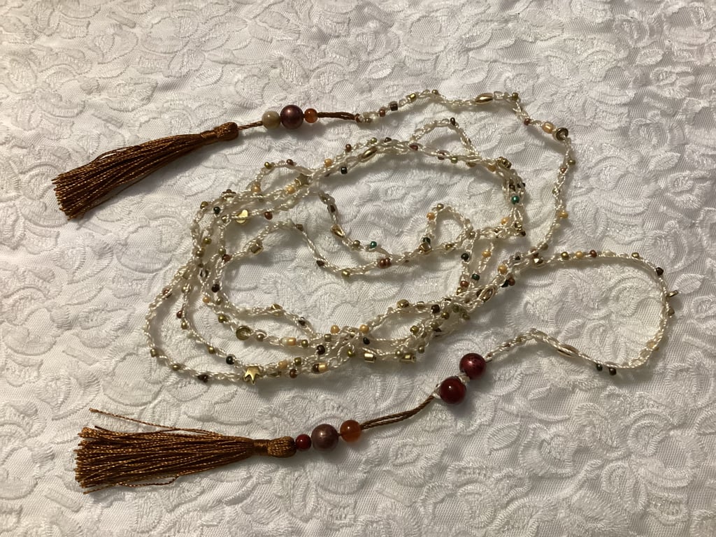 Wrap up necklace, crochet neckless, beaded neckless.
