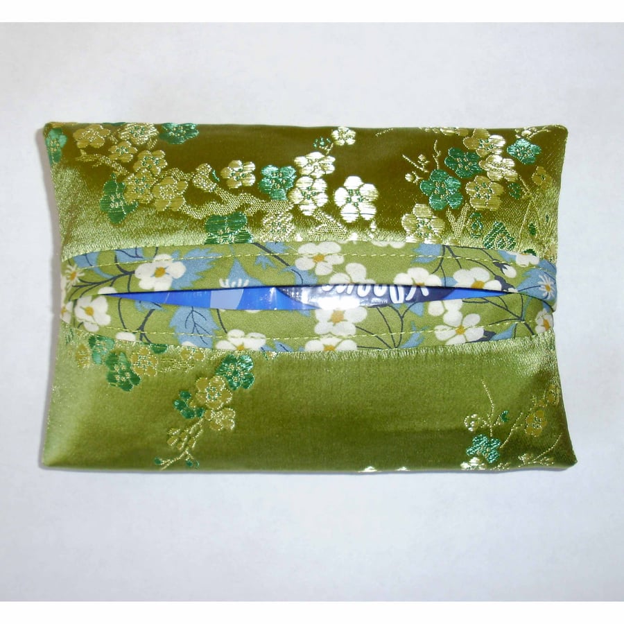 Pocket tissue holder satin