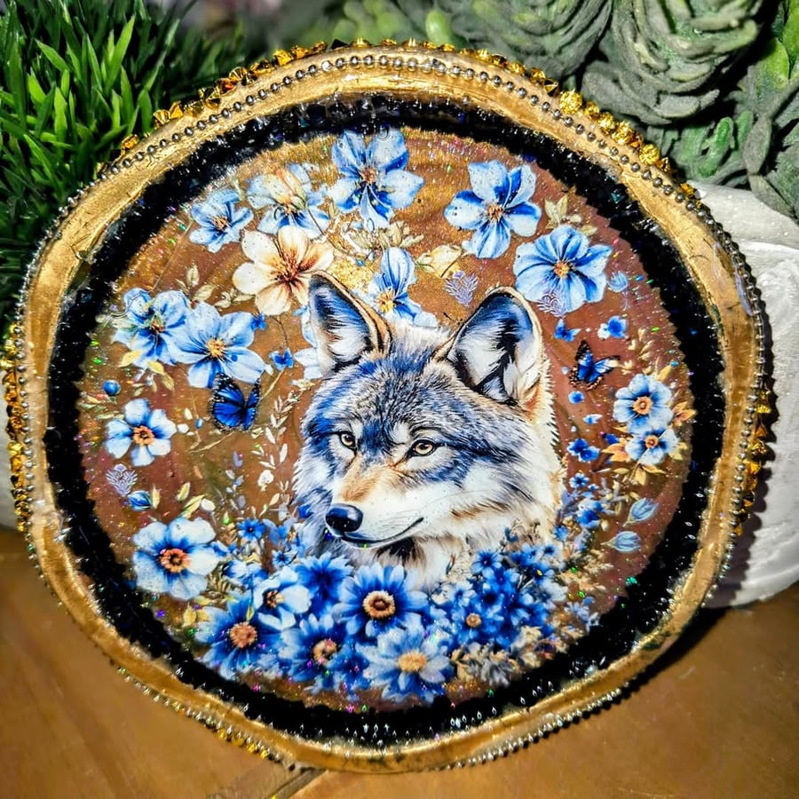 Wolf theme trinket dish