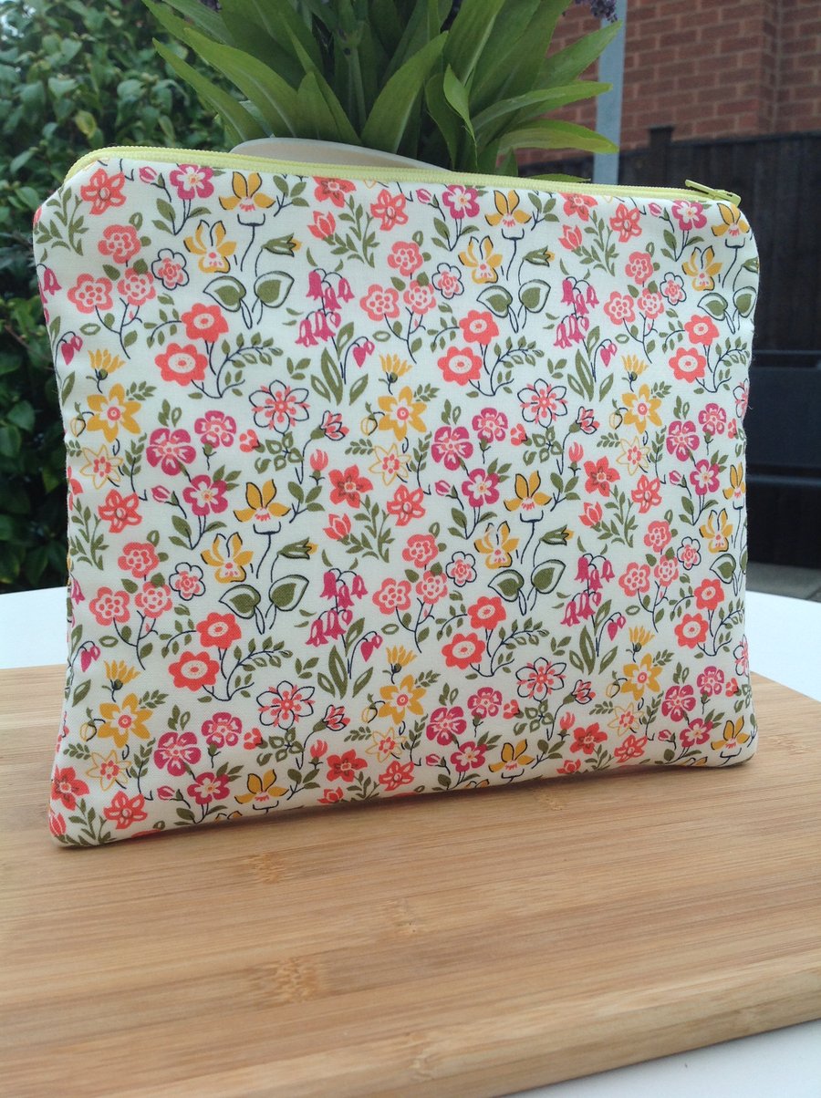 Floral make up pouch