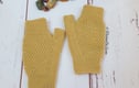 Knitted mittens