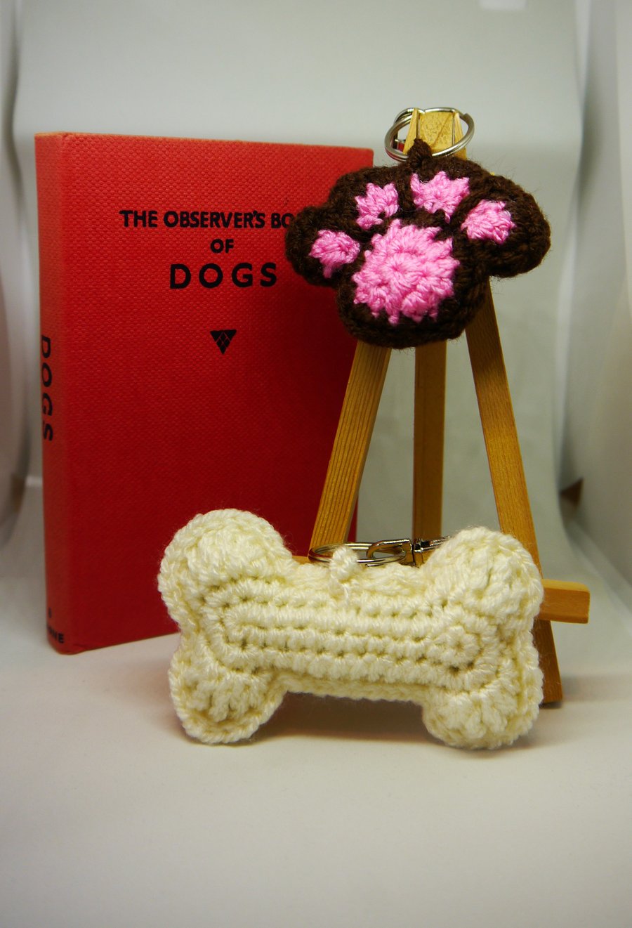 Paw print and Bone, crochet keyring set. 