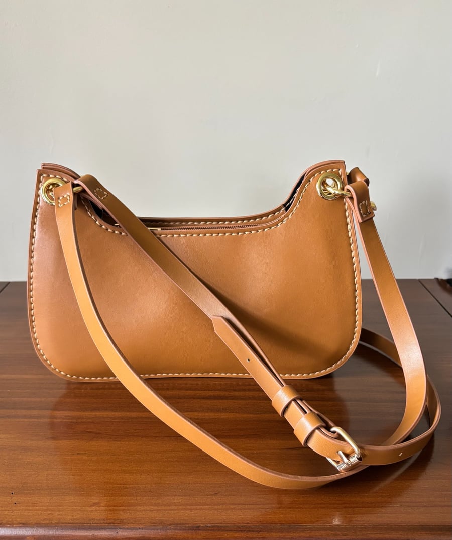 Introducing the Lucia Hand and shoulder Bag. 