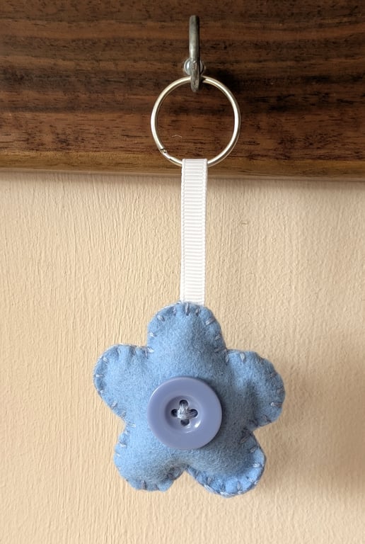 Handmade handsewn felt flower keyring - light blue
