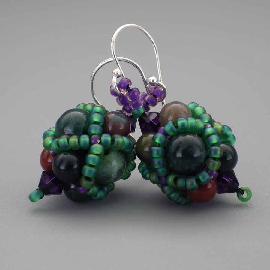Netted beadwoven bloodstone and Swarovski crystal earrings