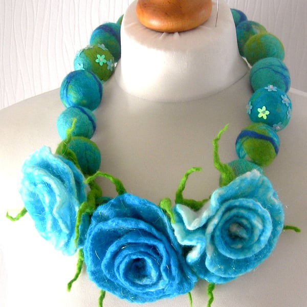 SALE.......  Hand Felted, Wool Jewelry felted NECKLACE FELTED -100% WOOL MERINO