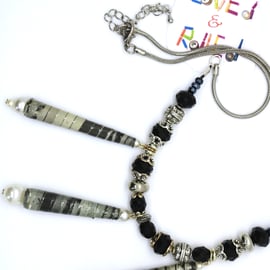 Black and grey paper beads necklace