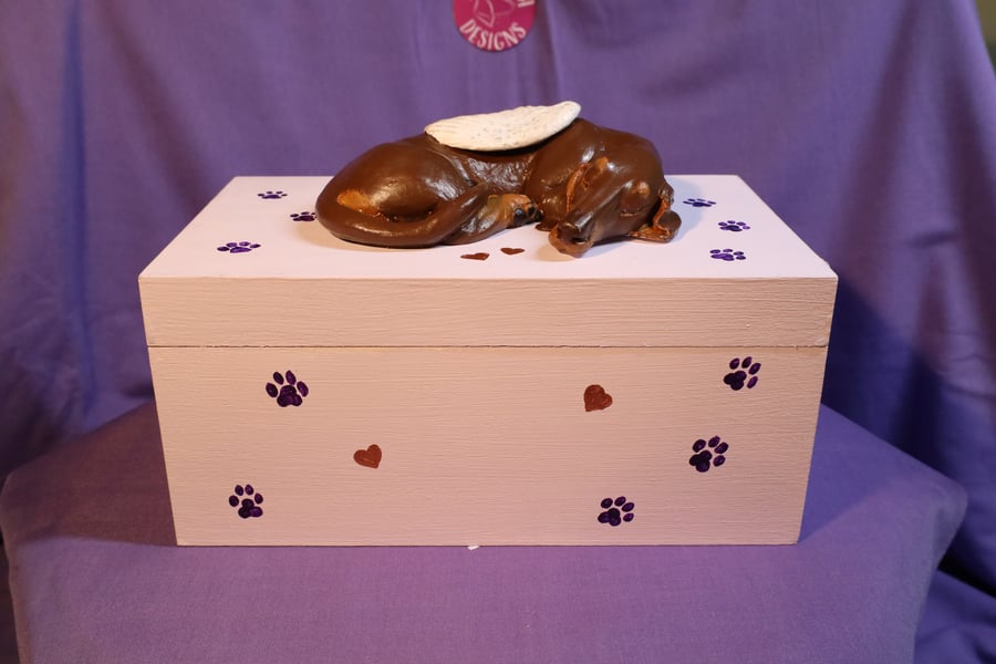 Pet Keepsake box or Ashes Urn for any type of pet