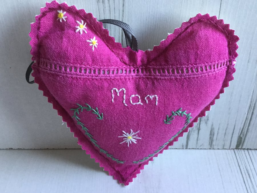 Hanging Heart for Mam Hand Embroidered with Flowers Seconds Sunday