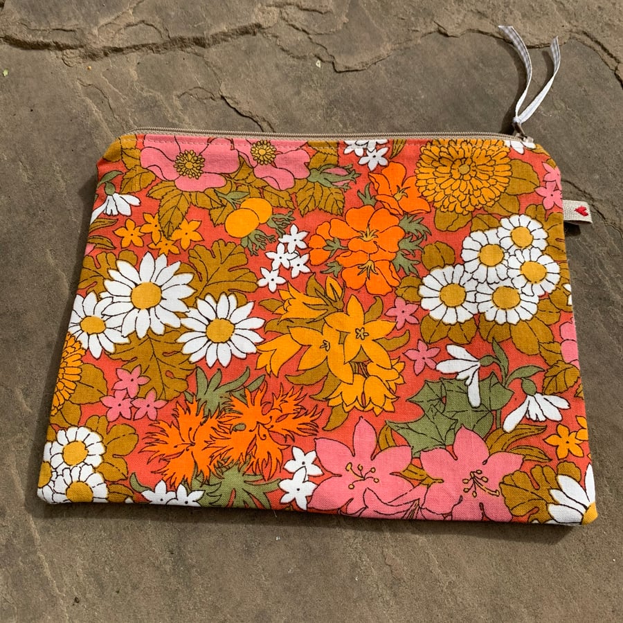 Vintage Sanderson annabel zip pouch