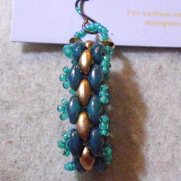 Brickwork-pattern bead earrings (customisable)