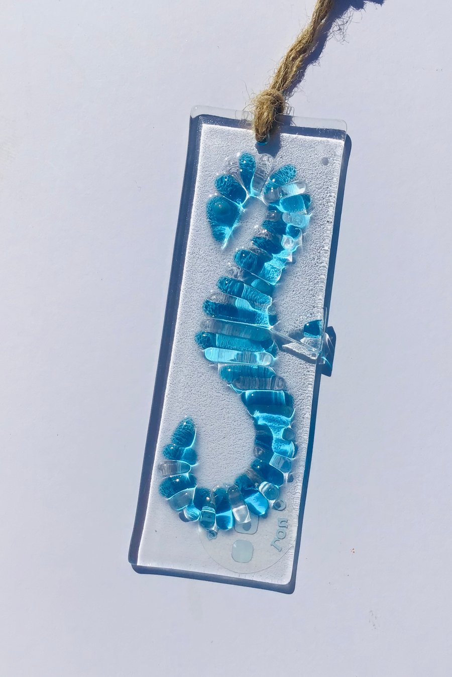 Seahorse hanging glass decoration 