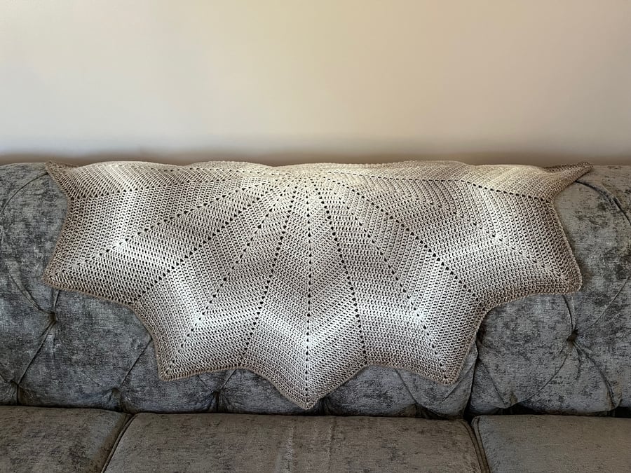 White and taupe baby blanket, crocheted baby blanket, newborn gift, unisex