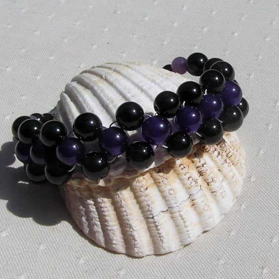 Black Onyx & Purple Amethyst Gemstone Woven Beaded Bracelet "Violeta"