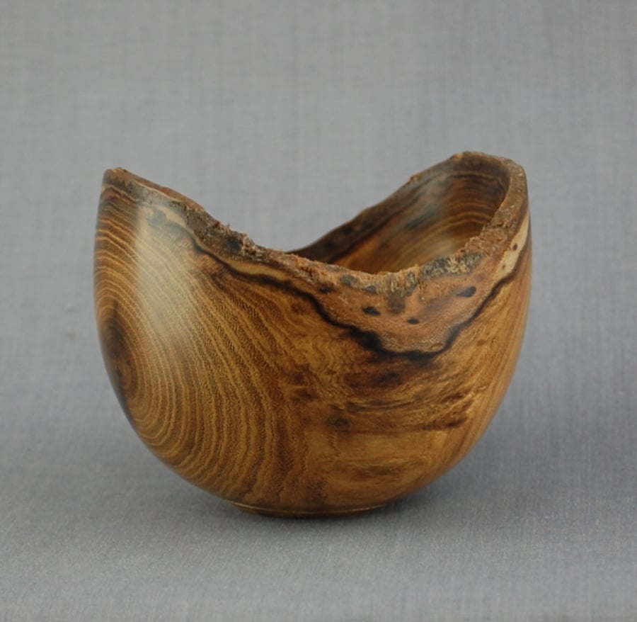 Unique Laburnum Vessel