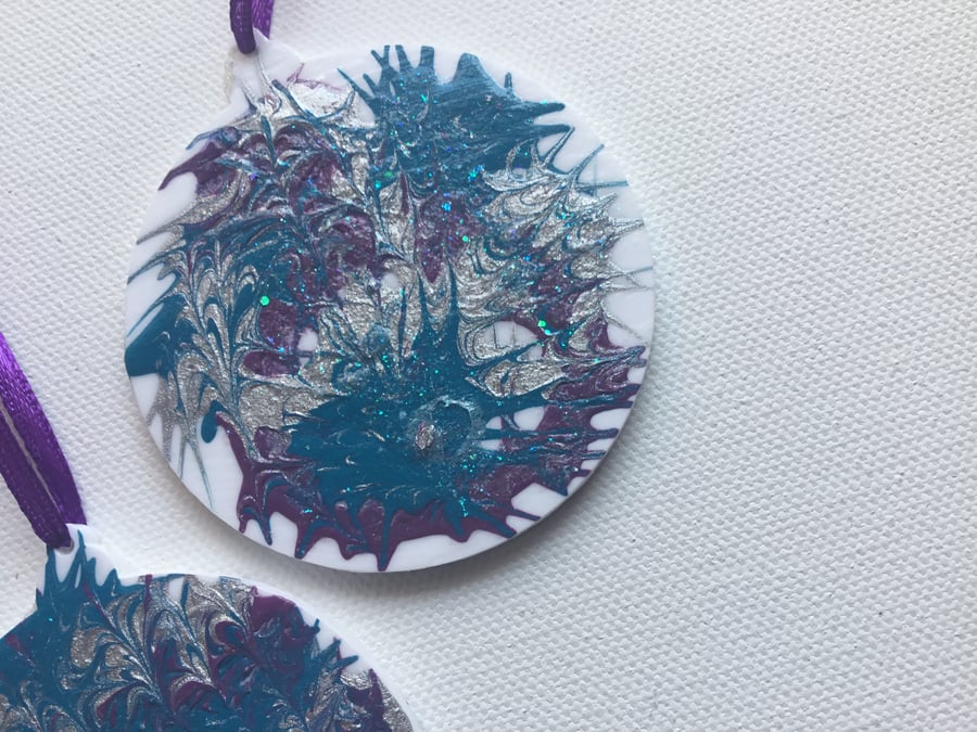  Christmas decoration. 4 Hand painted baubles. CC609. 