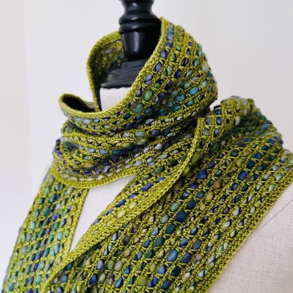 Handmade Merino Wool Scarf in Sea Green