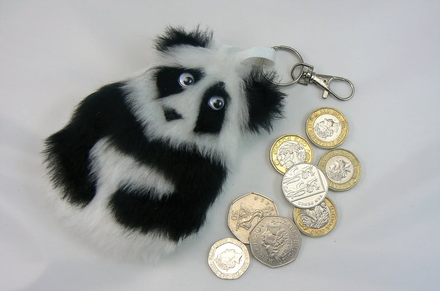 Panda coin purse (can be clipped on to handbag)