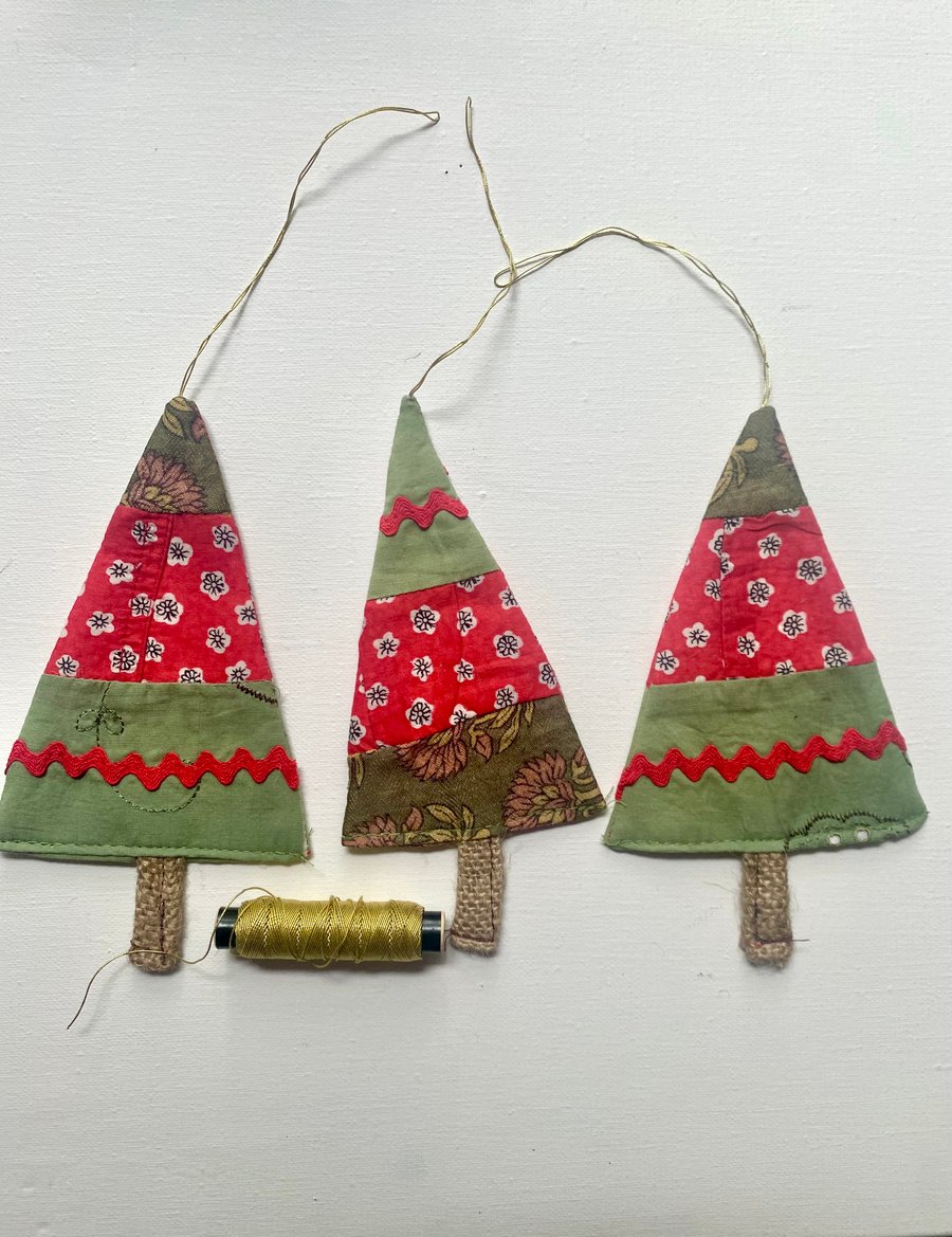 Trio of hanging Christmas tree decorations, 