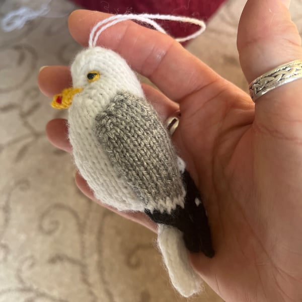 Seagull hand knit tree decoration