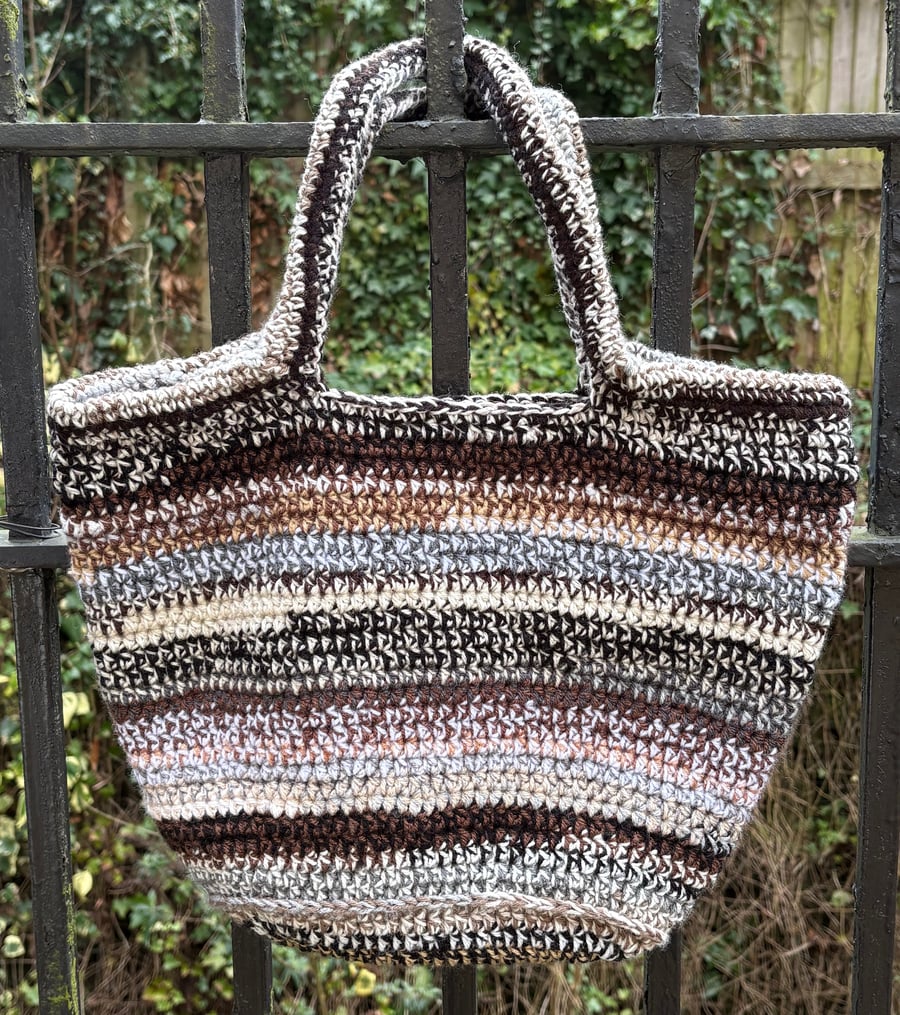 Brown tote bag 
