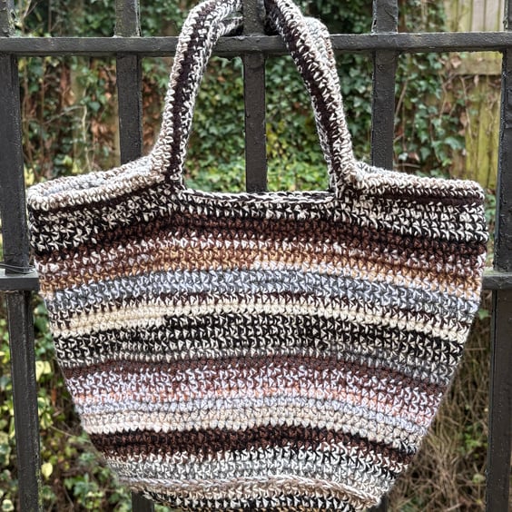 Brown tote bag 