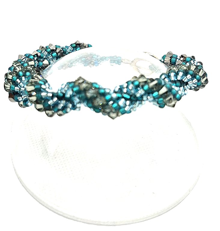 Twisted green seed bead bracelet with Swarovski crystals