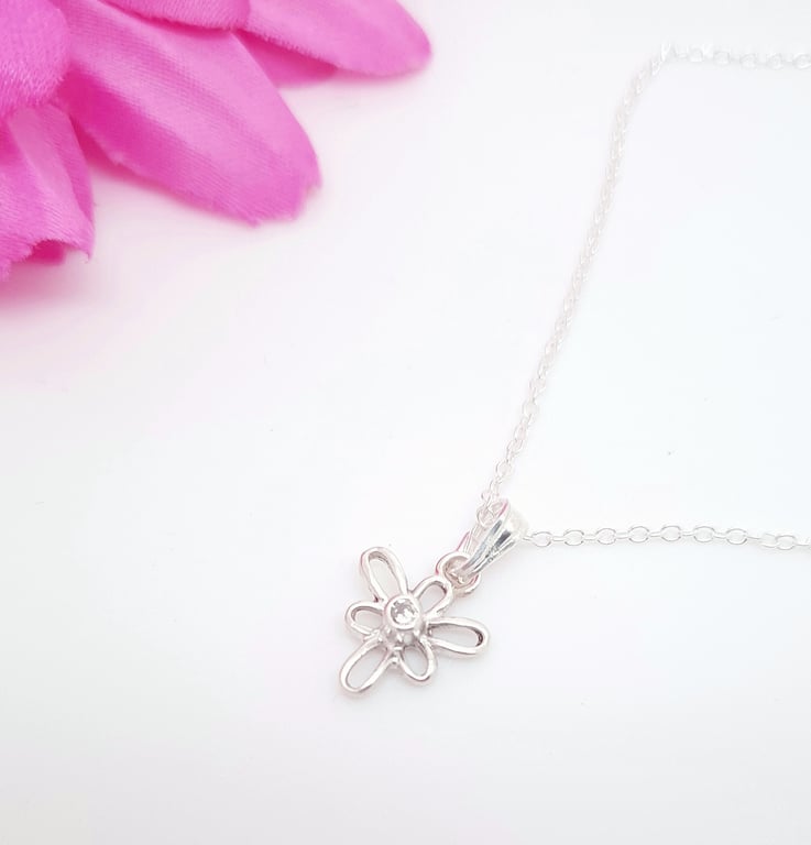 Sterling silver Iris stone set pendant