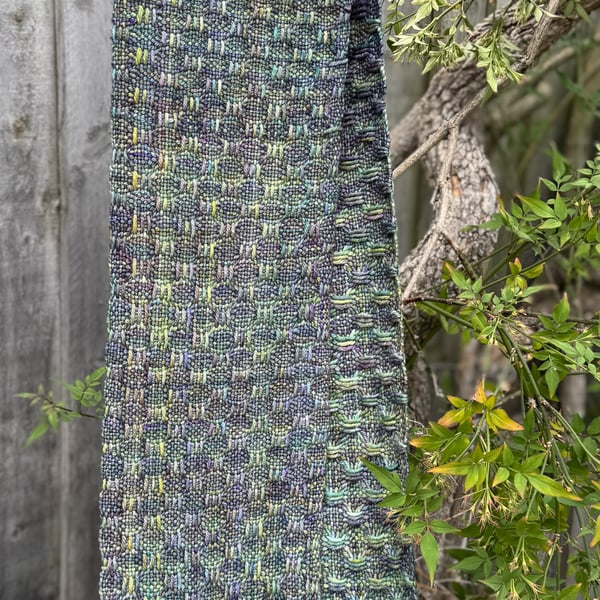 Green-purple honeycomb scarf