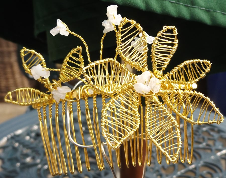 Gold plated wire flower with moonstone haircomb