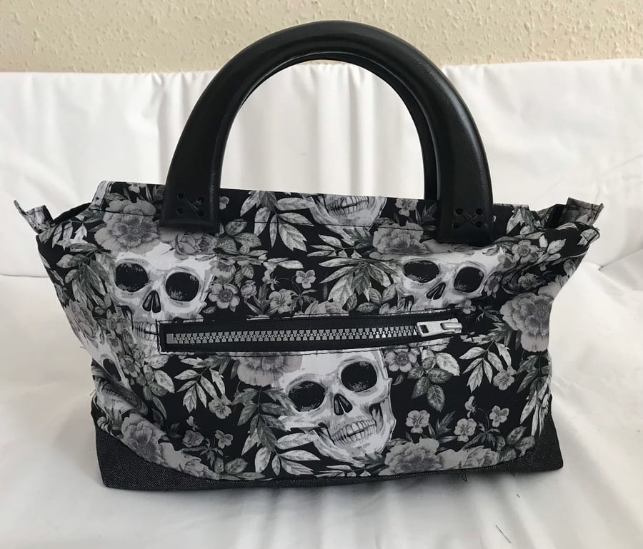 Grey Skull handbag Gothic 